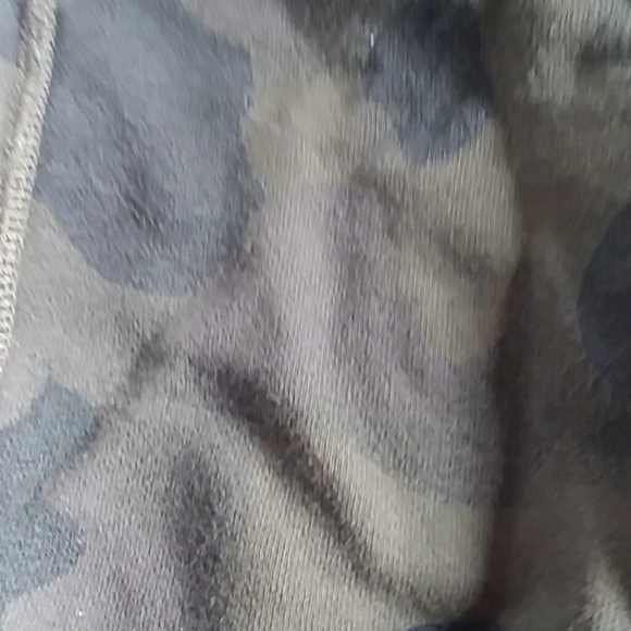 The children's place camo baby outfit - Picture 6 of 7